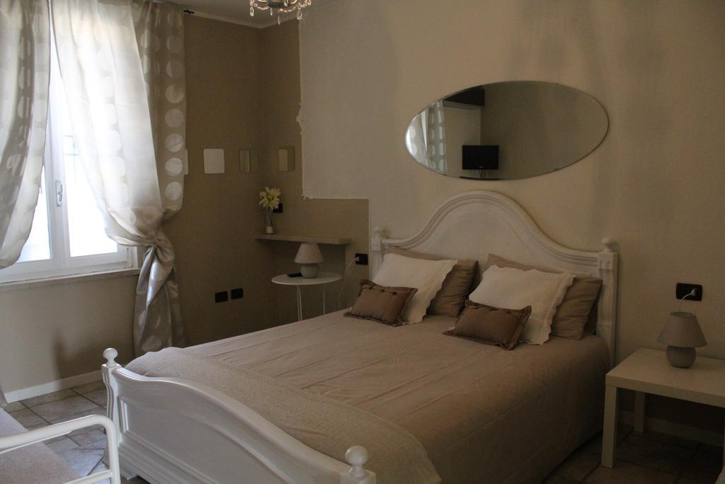 Maison Fortune Castelnuovo del Garda Habitación foto